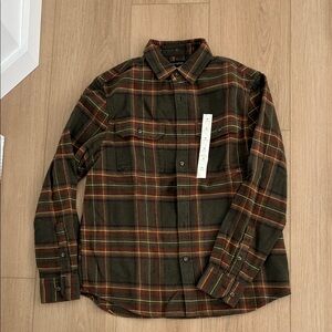 Banana Republic Green Plaid Casual Button Down Shirt